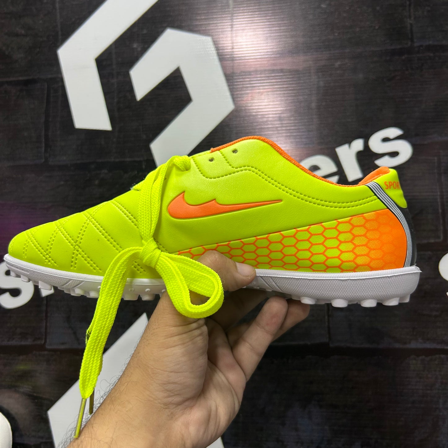 NK - Grippers - Green
