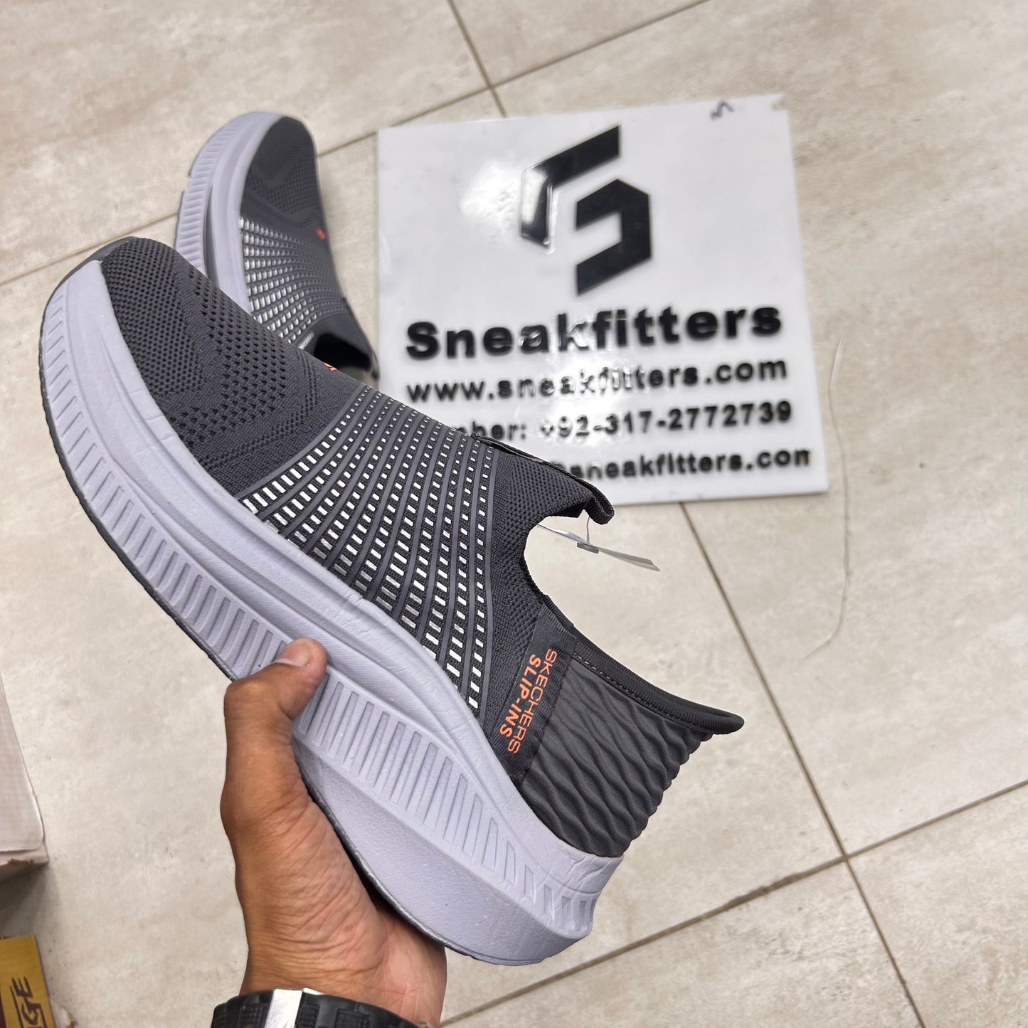 Skech - Slipin Gotun Artfit - Gray Sliver