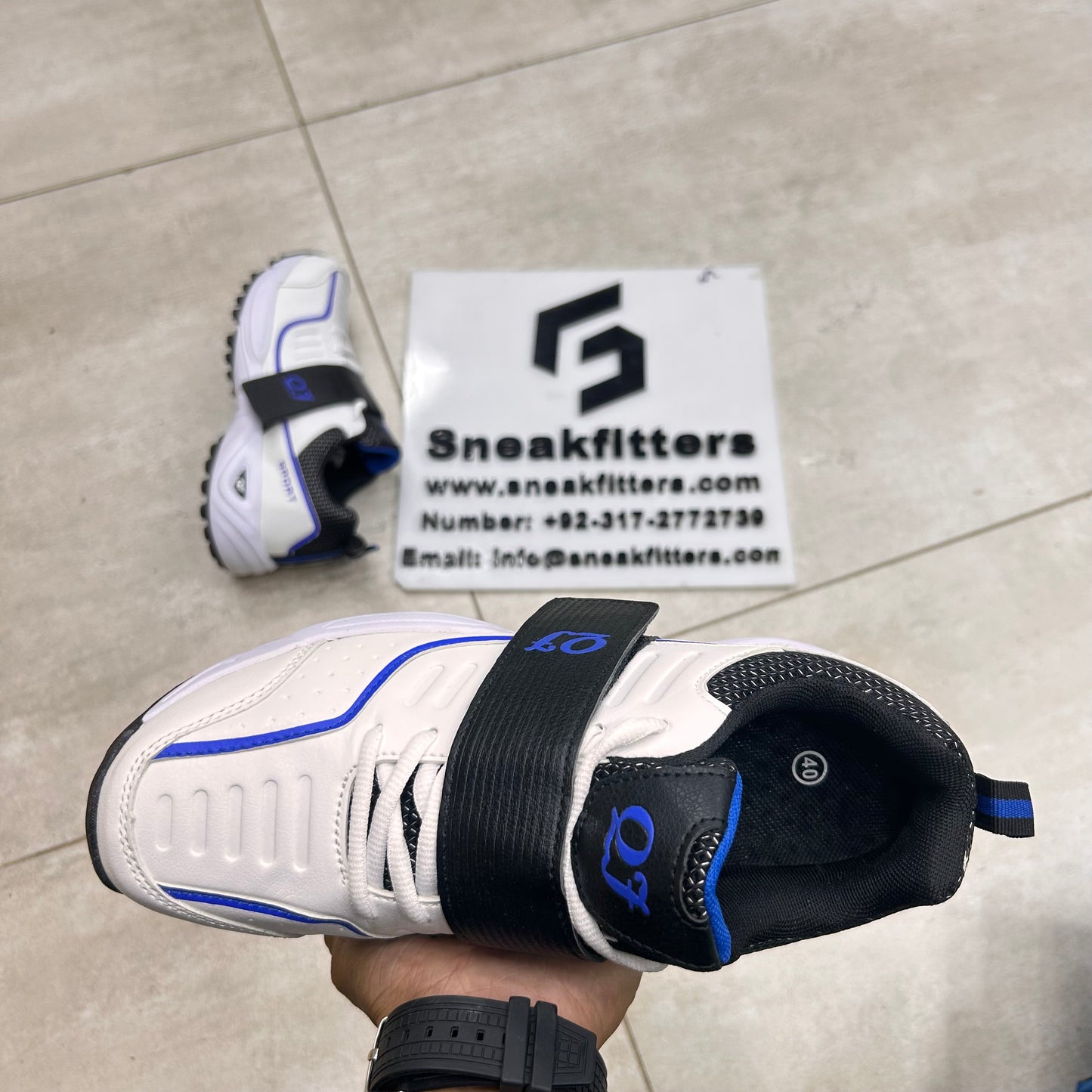 QJ  - Sport Gripper - White with blue