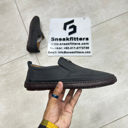 Clarks Shoes - D6 - Black