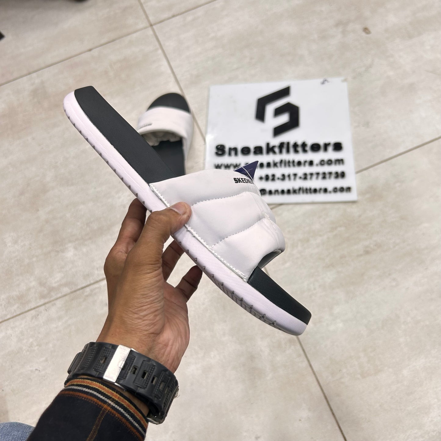 SK - D2 - White