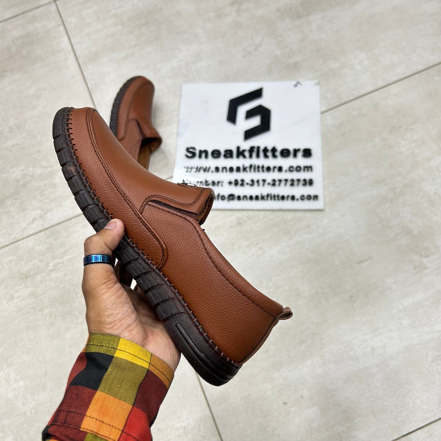 Clarks Shoes - D4 - Ten