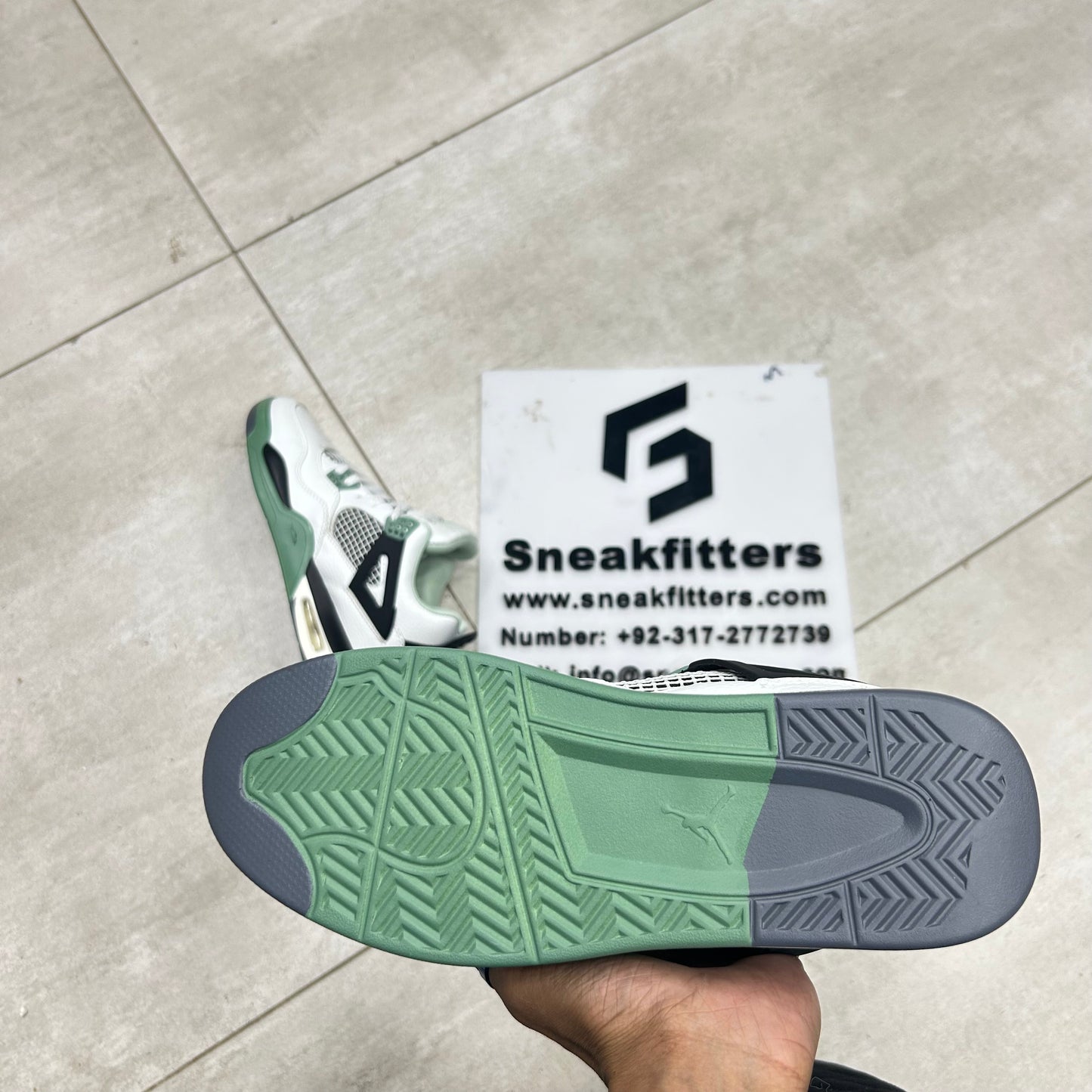 AR JDN 4 - Retro - Seafoam