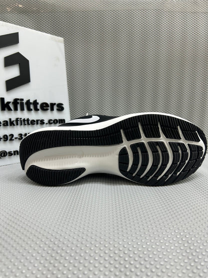 NKE - Zoom Structure - K10 - Black White