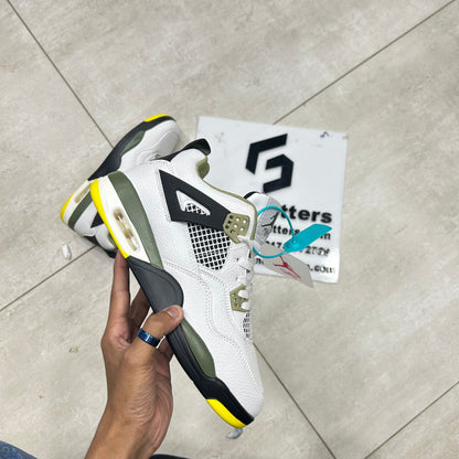 AR JDN 4 - Retro - Oregon Ducks Duckman White