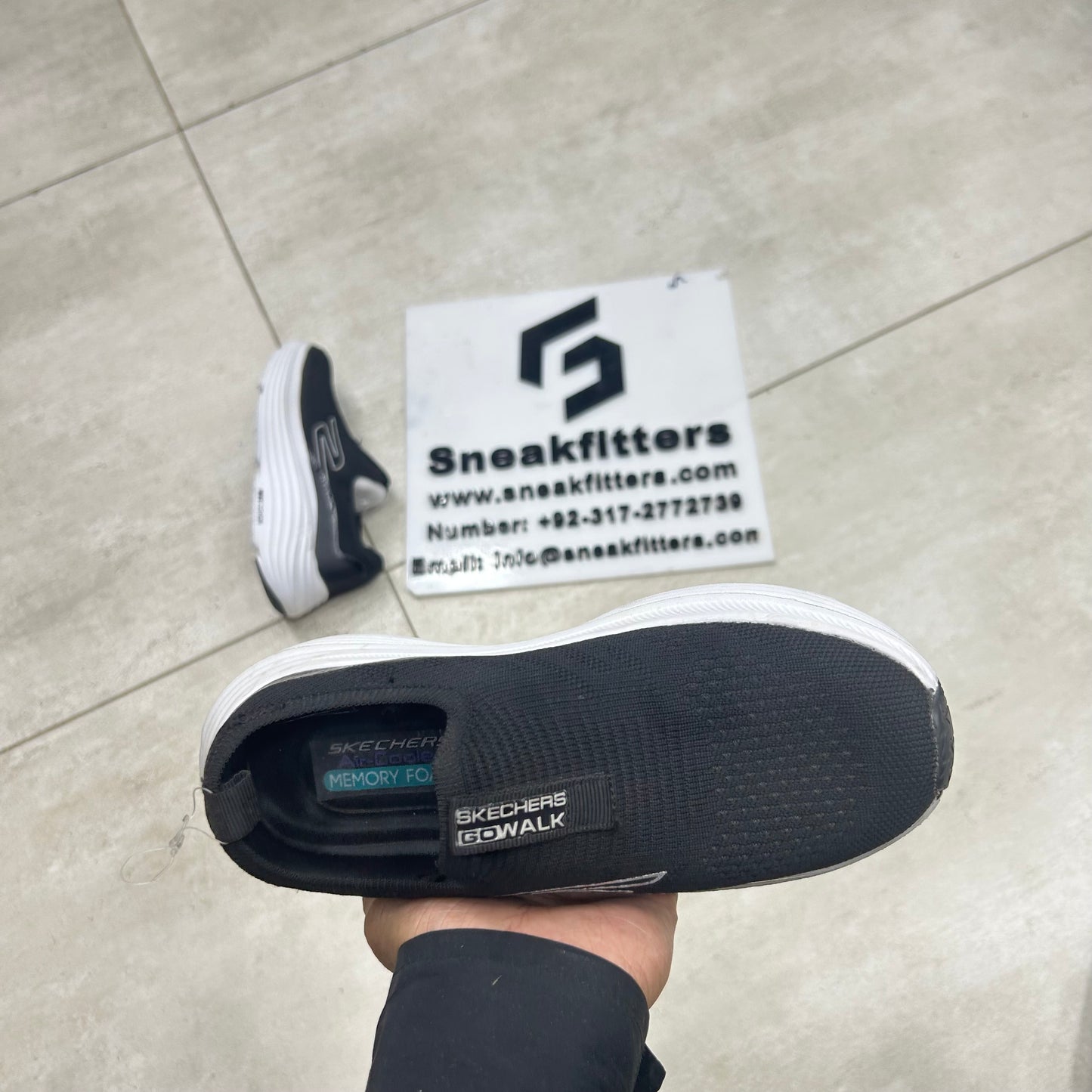 SK - MaxCushion - Black