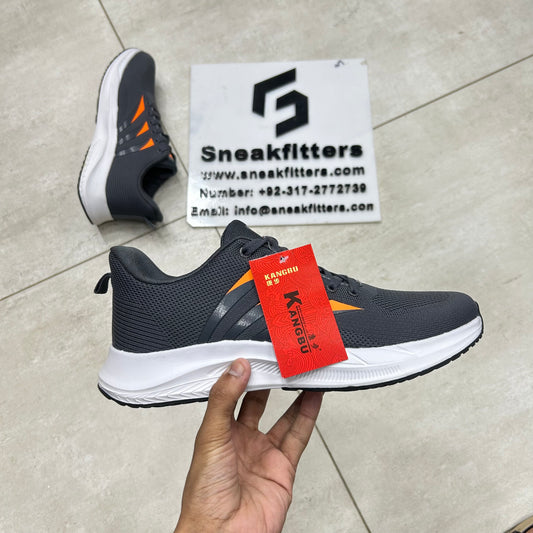 AD - Running - Gray White