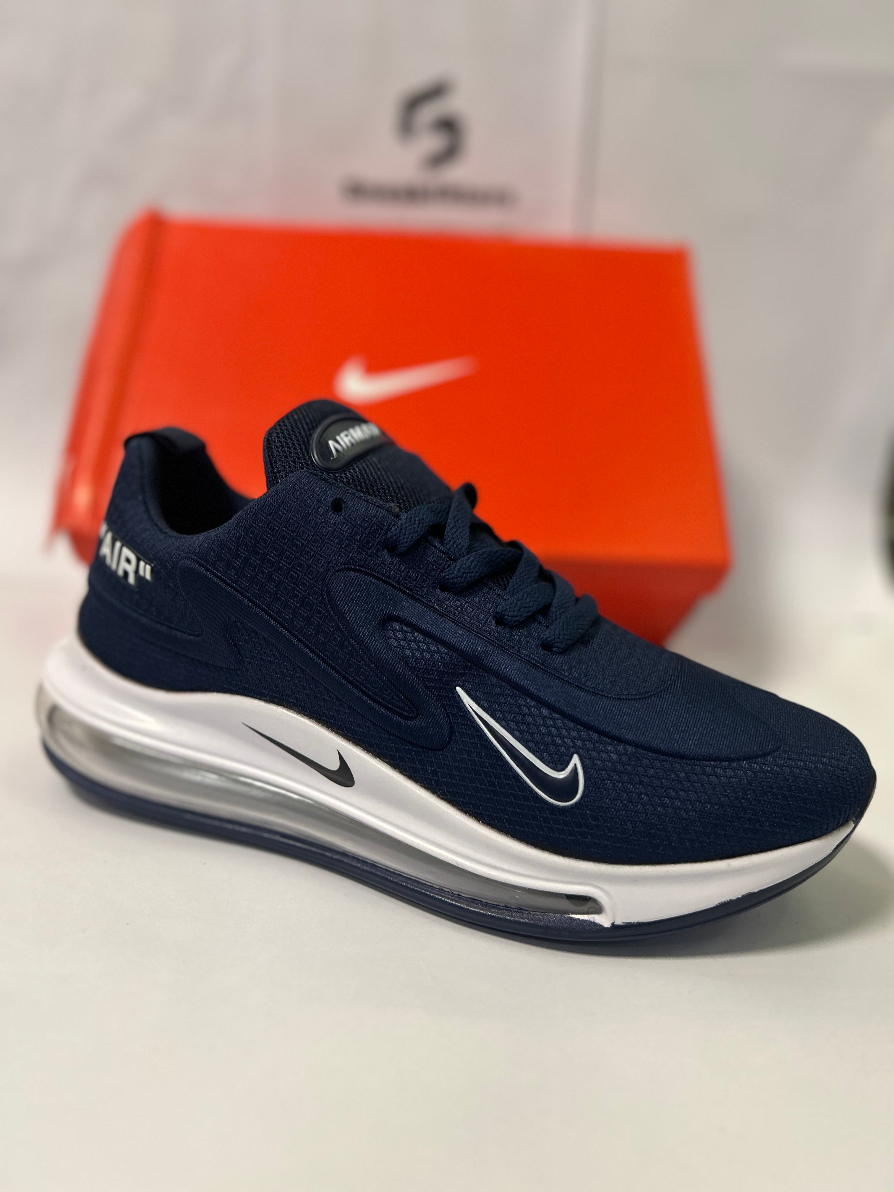 NKE Air Max 720 Navy Sneakfitters