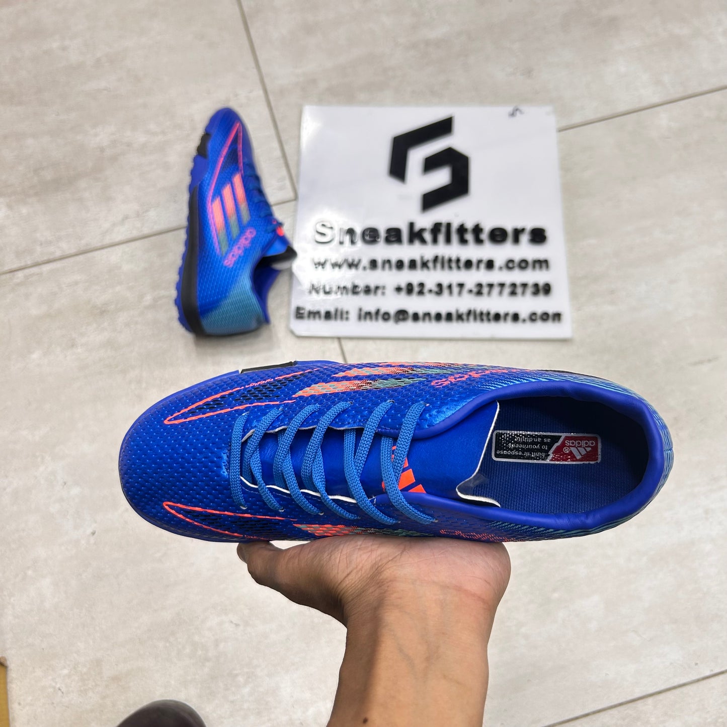 Football - Adid - Gripper -  Blue Pink