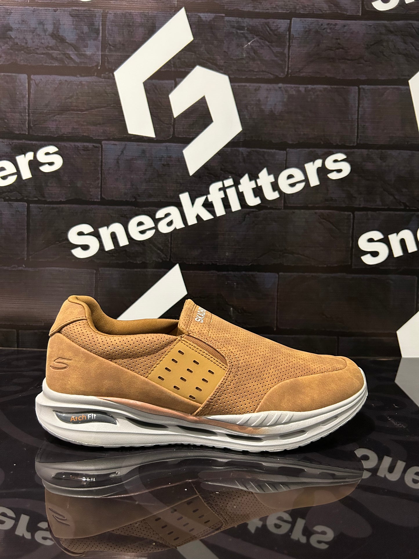 Skecher - Performance - Atchfit - Coffee