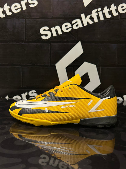 NKE - Football Boots - Yellow Black