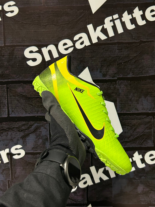 NKE - Football Boots - Green With Yellow