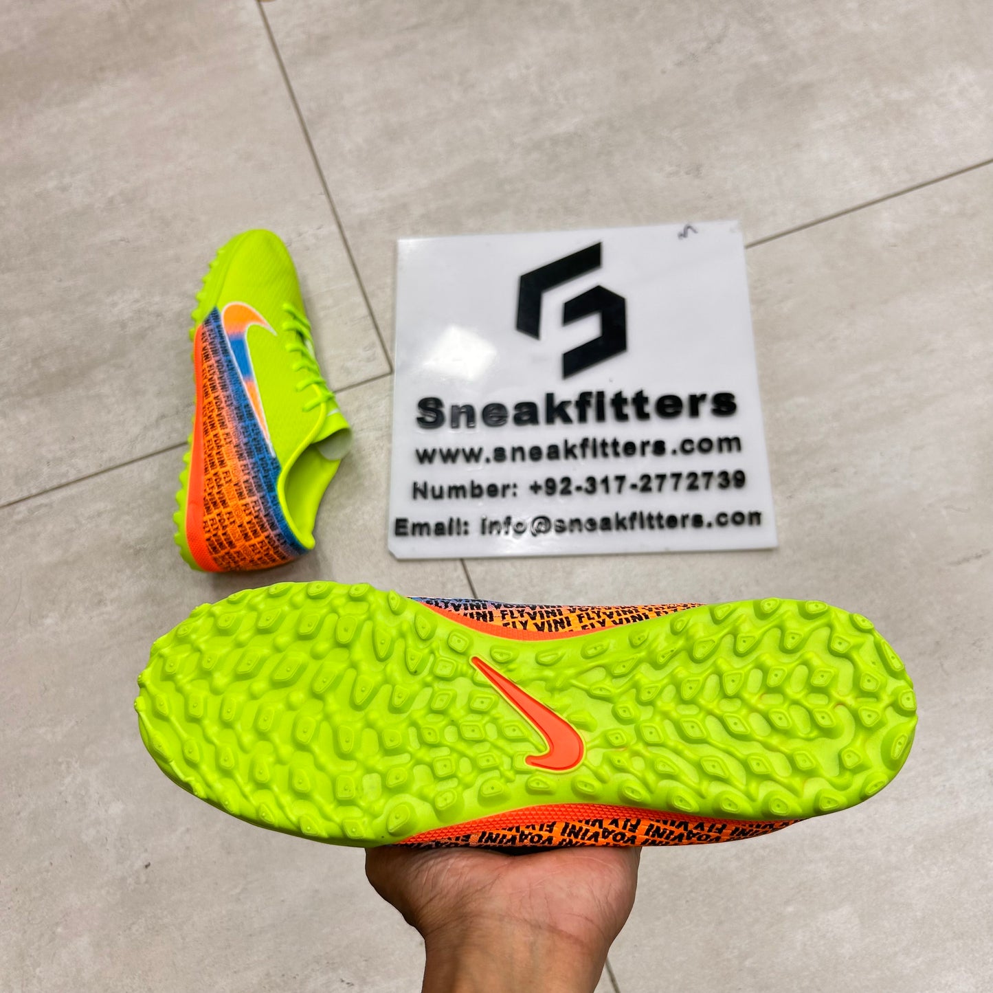 Football - NK Voavini Fly - Gripper - Green with Blue