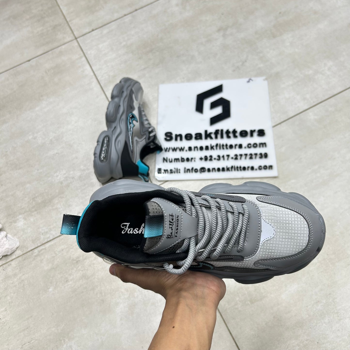Fashion -  Beutlet Sport - Gray