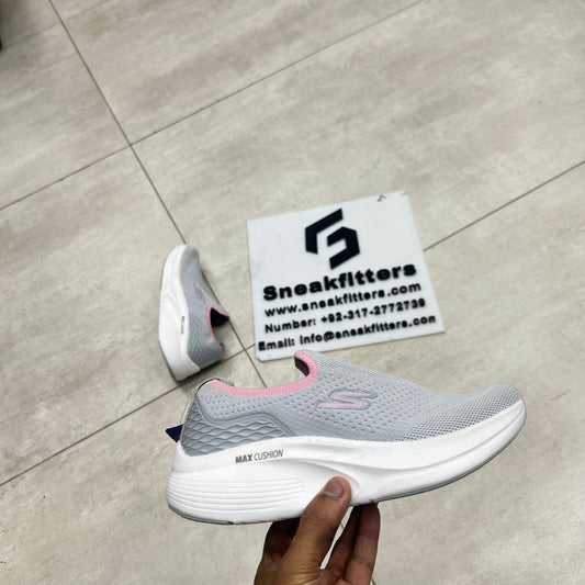 SK - MaxCushion - Gary