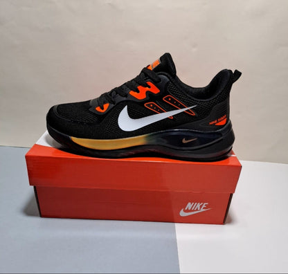 NKE - Zoom Flyknit Lunar 3 - Black Orange