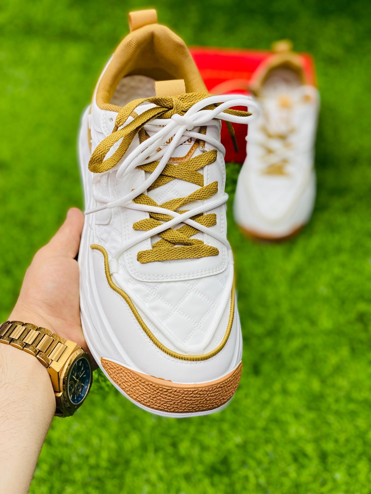 Fashion- Run Courts -  White Mustard 2.0