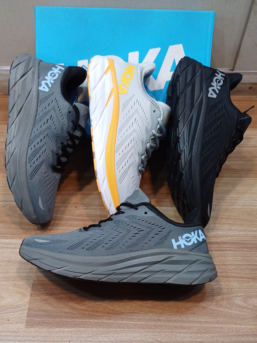 Hoka - Unbearable - Grey Orange