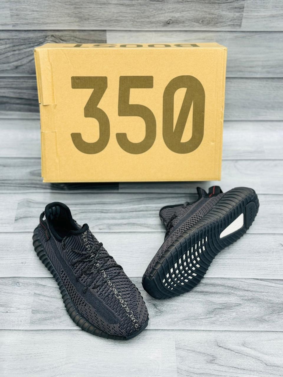 Yeezy - 350 - black (Premium)