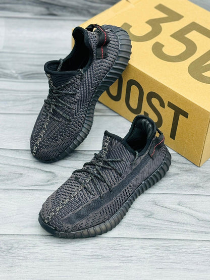 Yeezy - 350 - black (Premium)