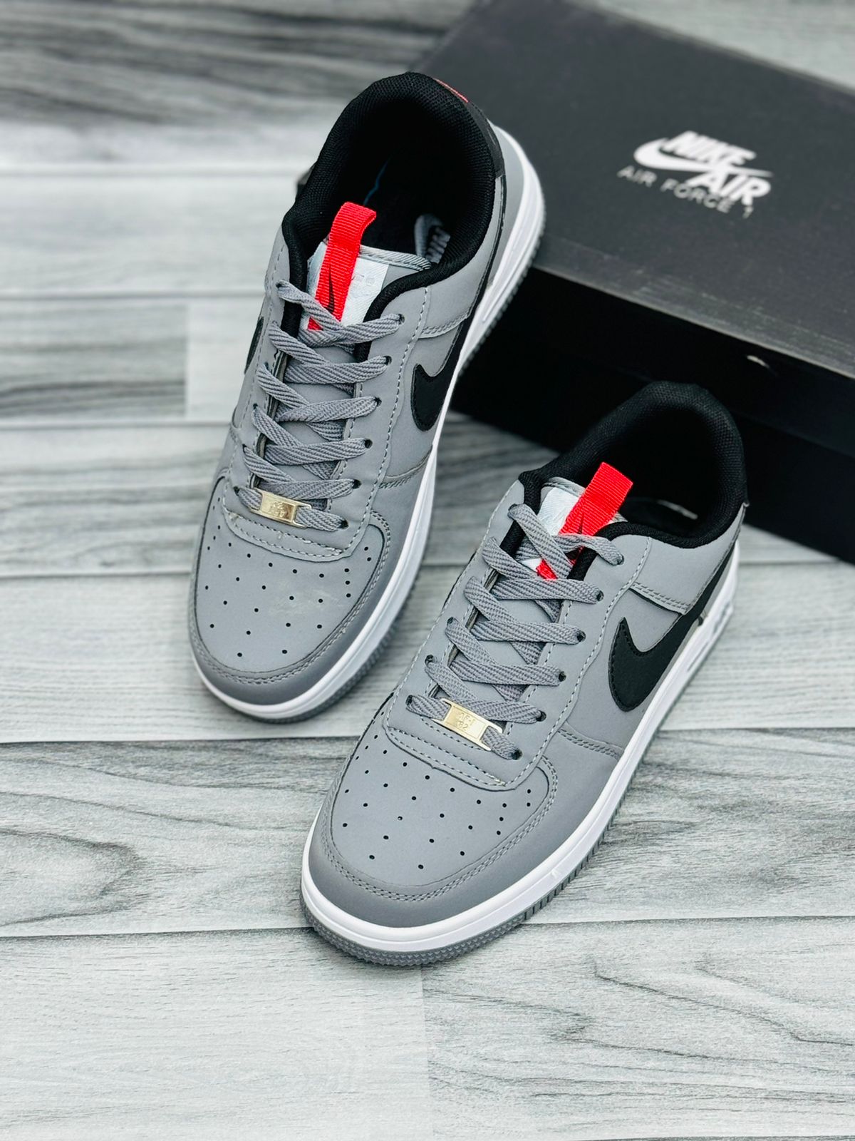 NKE -  Air force 1 - Grey