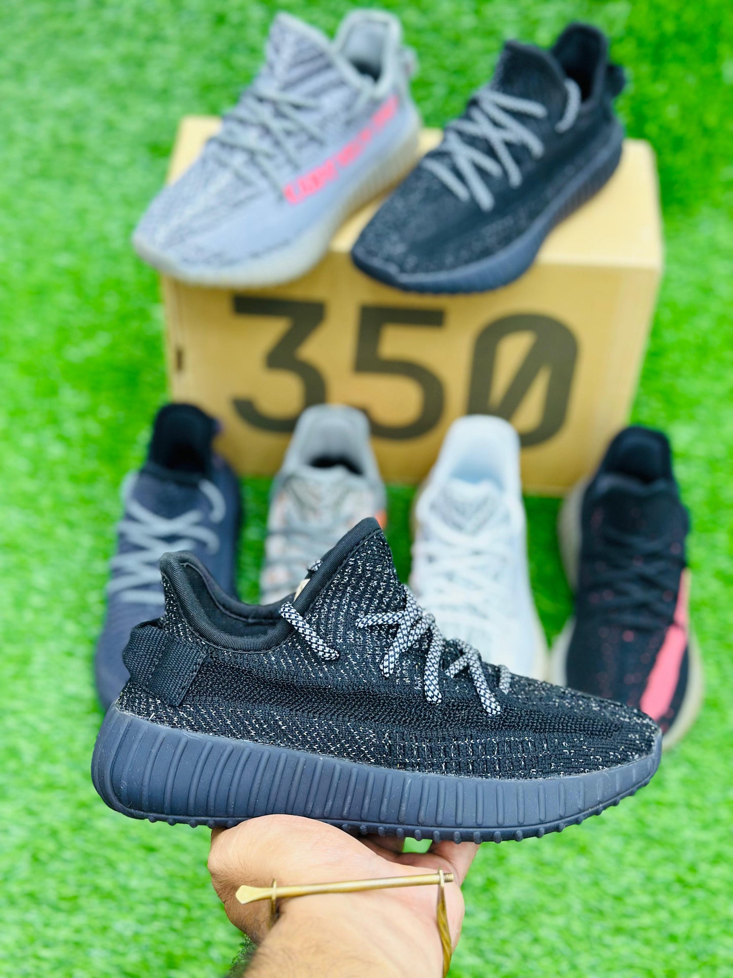 Yeezy - 350 - W - Full Black