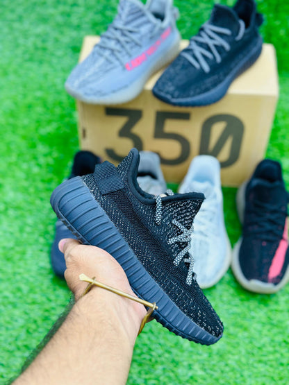 Yeezy - 350 - W - Full Black