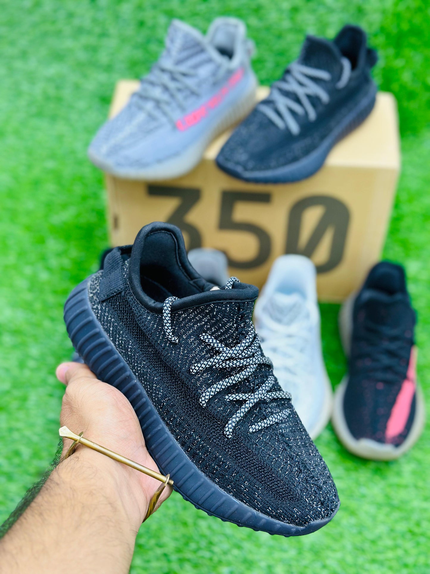 Yeezy - 350 - W - Full Black