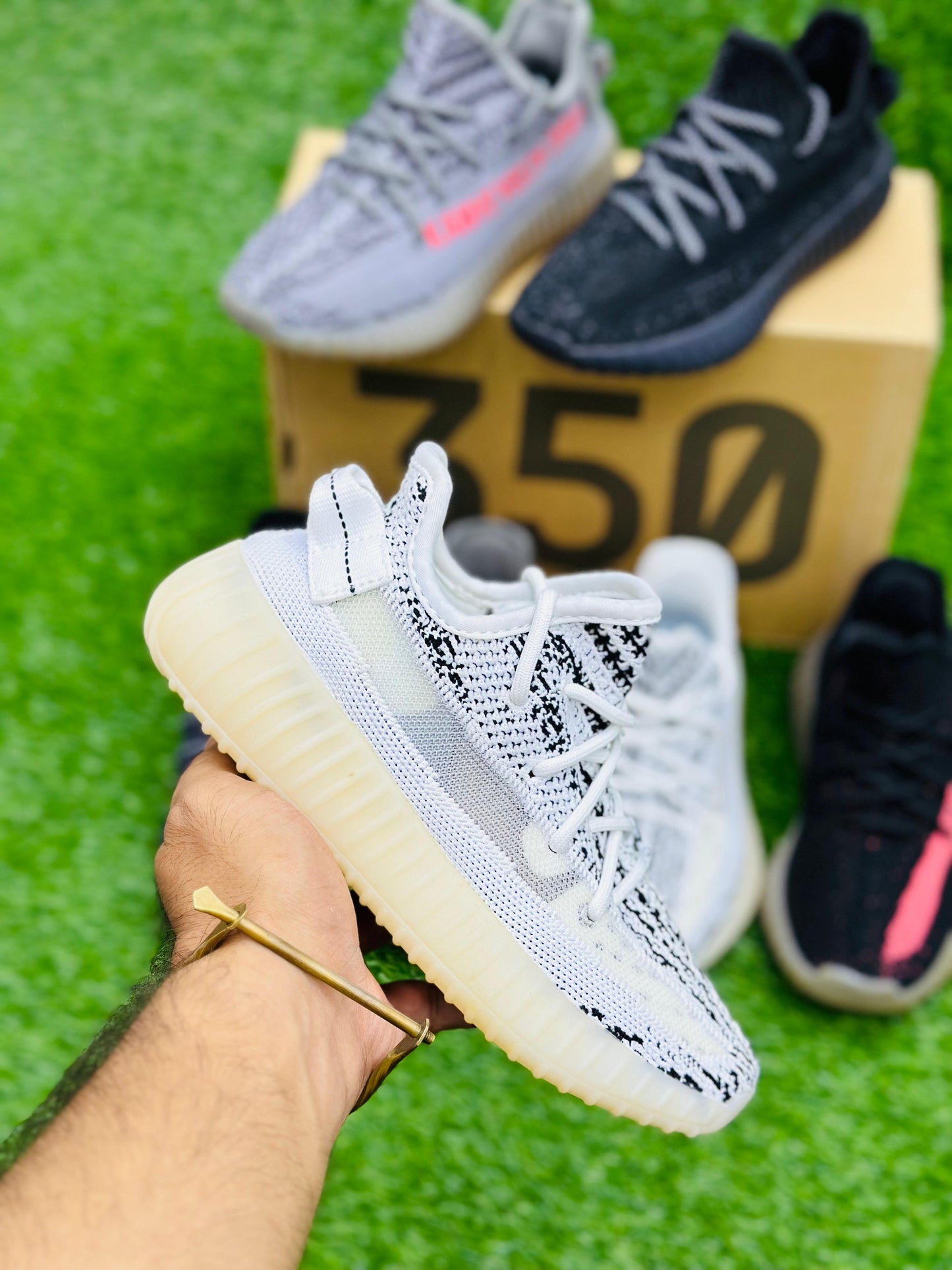 Yeezy - 350 - W - White Black