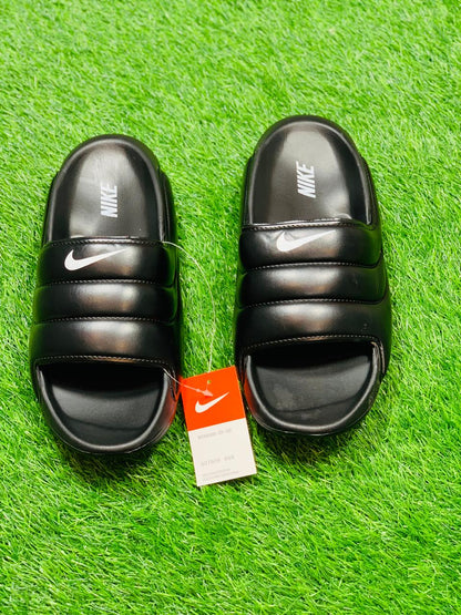 NKE - Slides - D4 - All Black