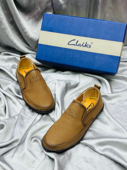 Clarks - Medicate - D6 - Dark Brown