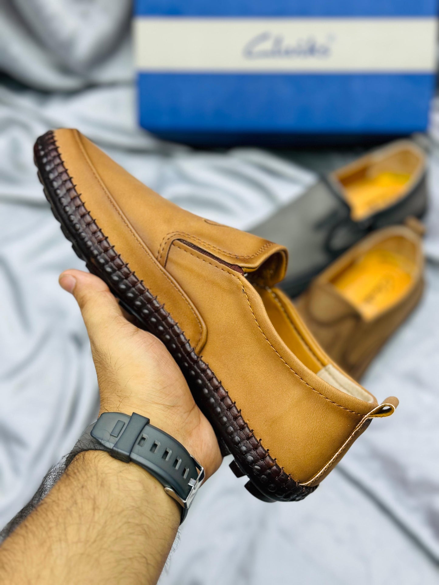 Clarks - Medicate - D6 - Brown