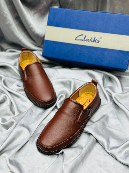 Clarks - Medicate - D8 - Dark Brown