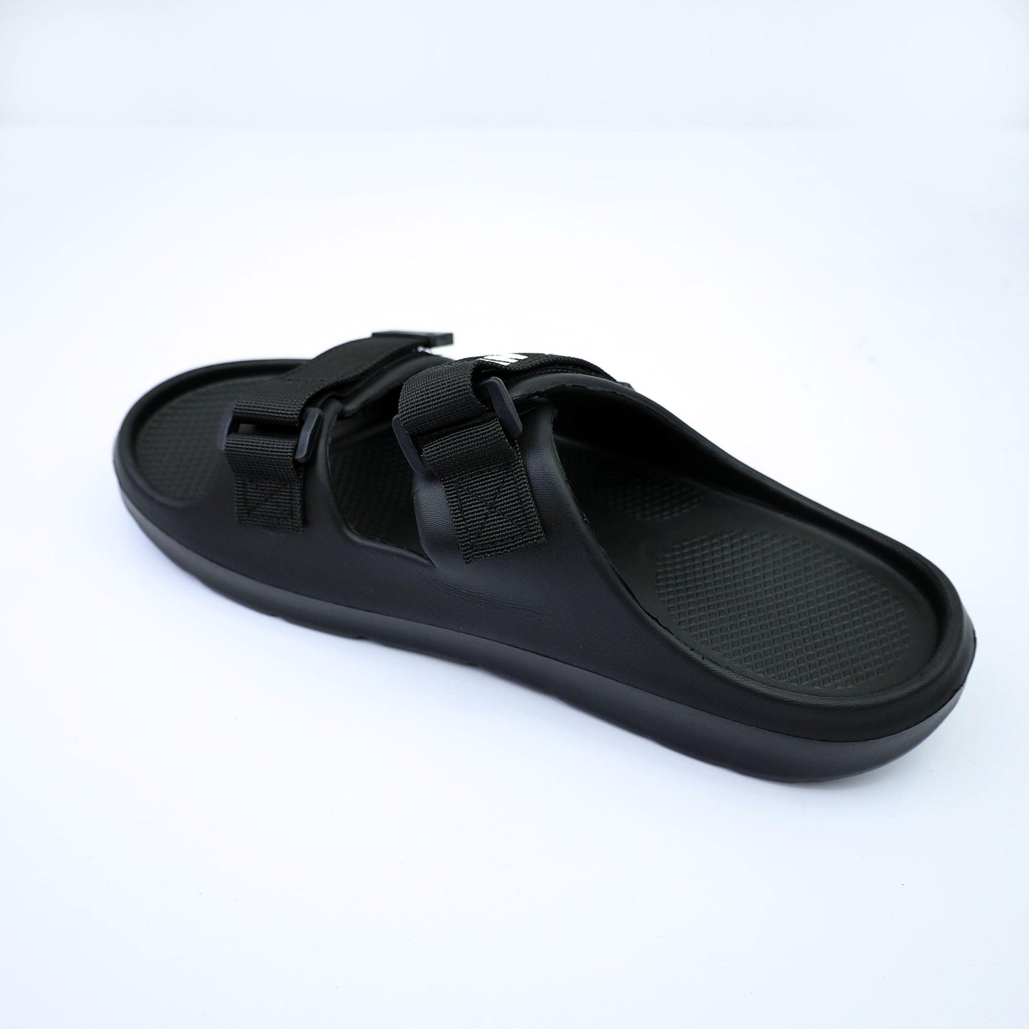 NKE - Slides - D1 - All Black