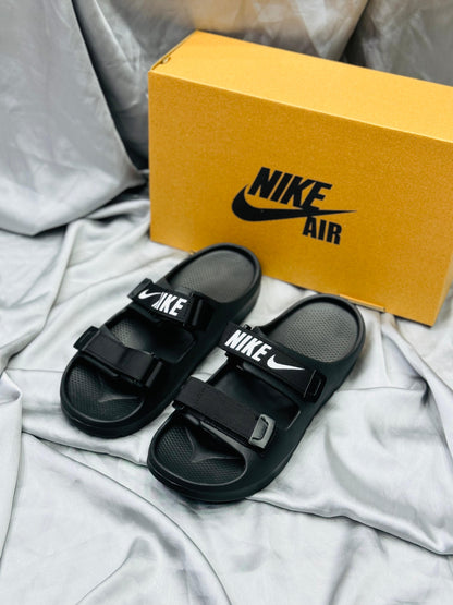 NKE - Slides - D1 - All Black