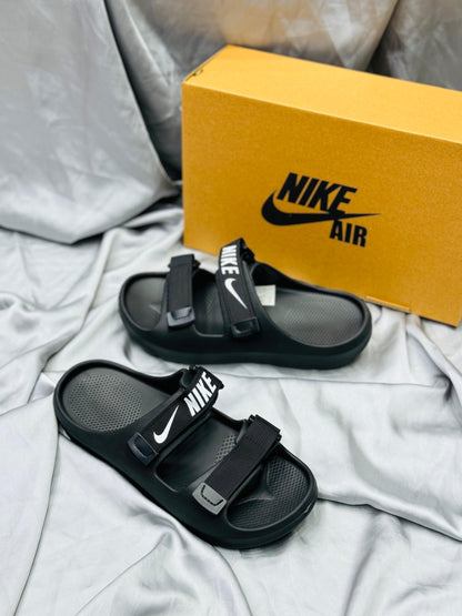 NKE - Slides - D1 - All Black