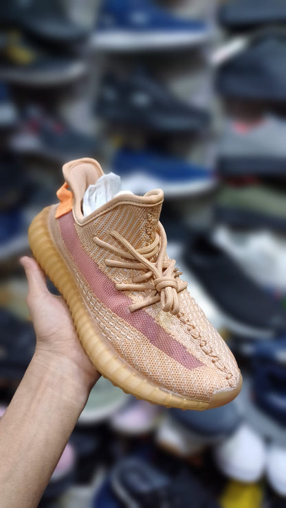 Yeezy - 350 - Orange