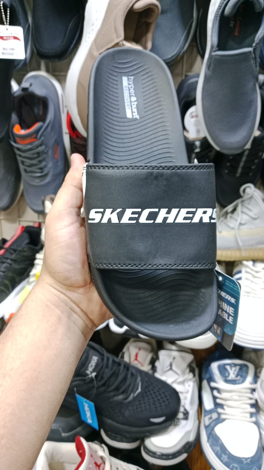 Skechers - Slides - D4 - All Black