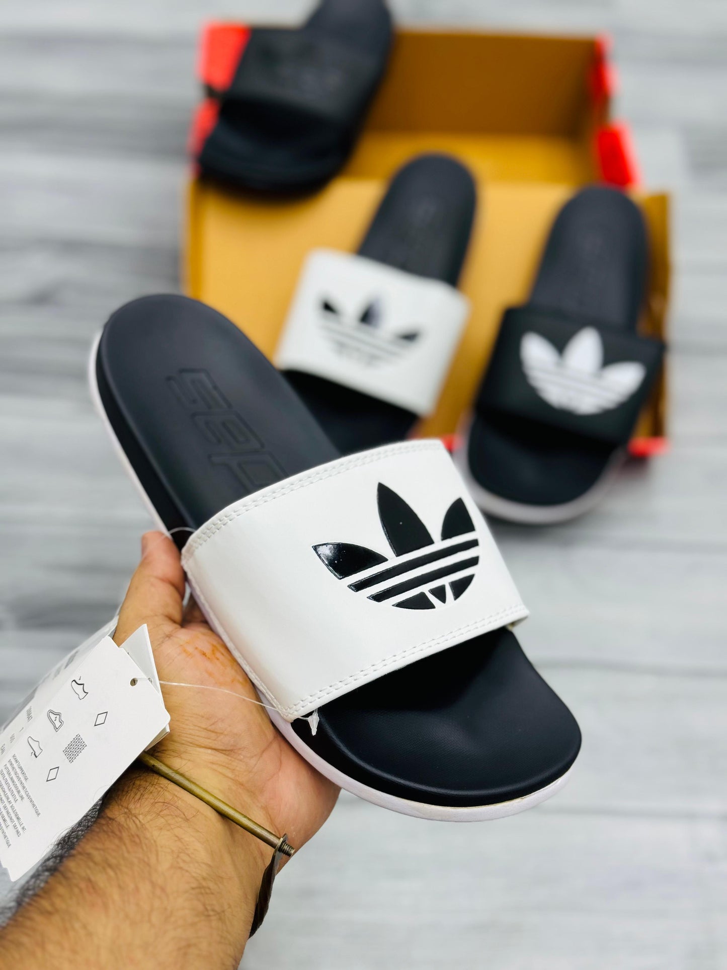 Adid - Slides - D2 -  White Black