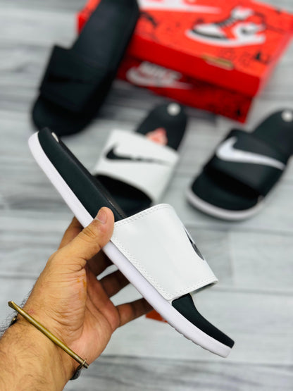 NKE - D1 - Slides - White Black