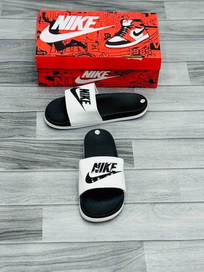 NKE - D2 - Slides - White Black