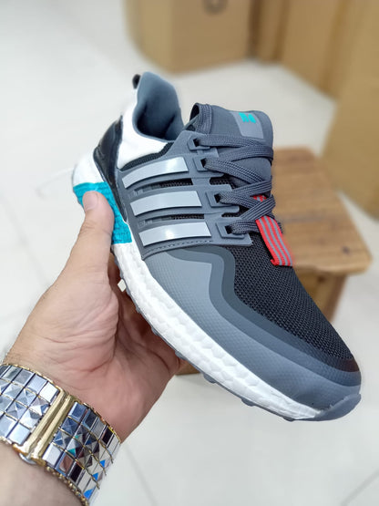 AD - Ultra boost -  Gray Green