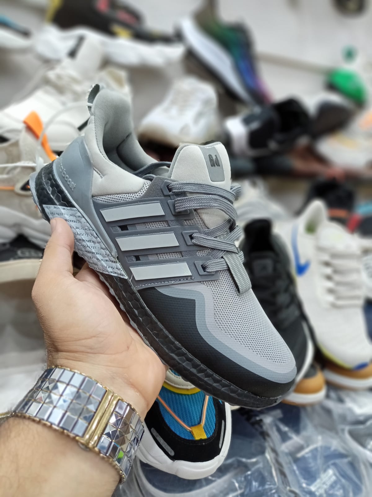 AD - Ultra boost -  Light Gray With Black