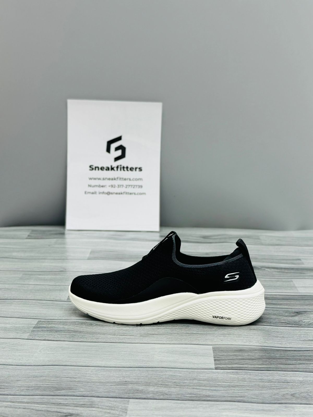 Skecher - Vapor Form - Black White