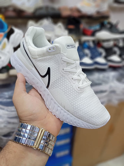 NKE - React Miler 3 - All White