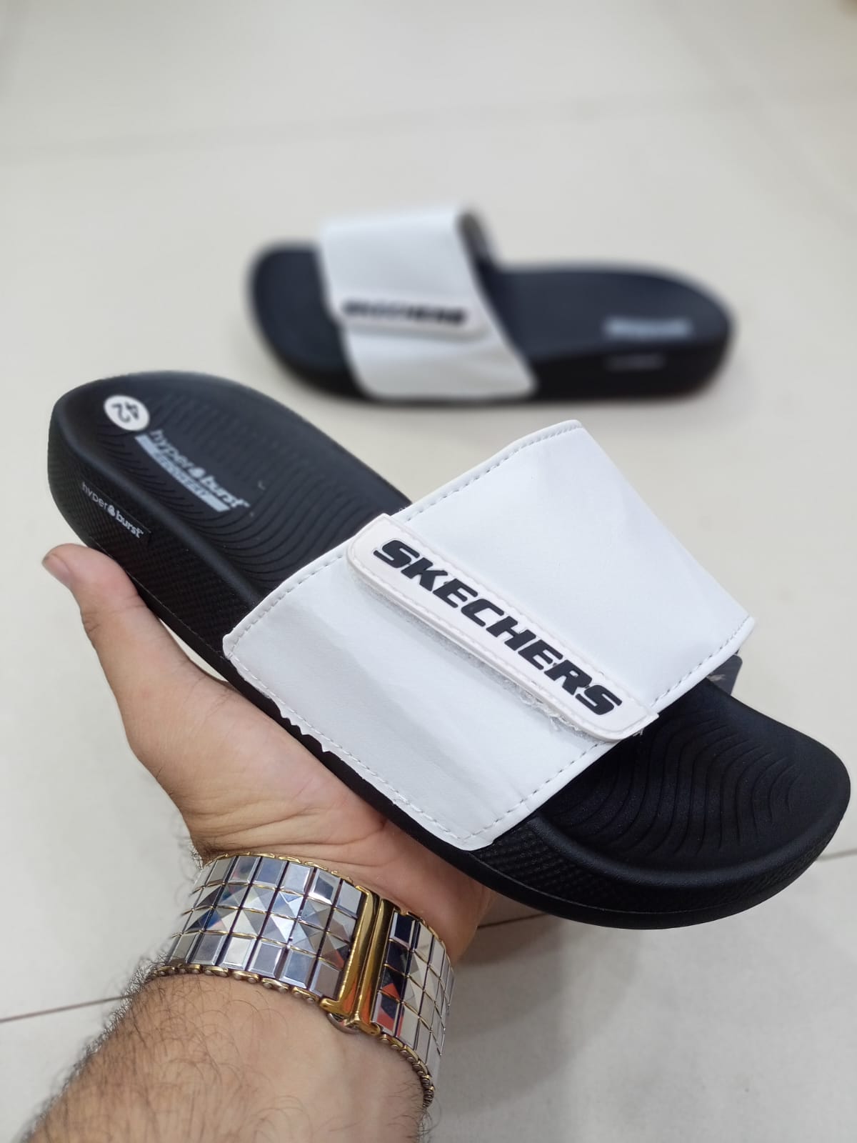 Skechers - Hyper Burst Slides - D3 - White Black