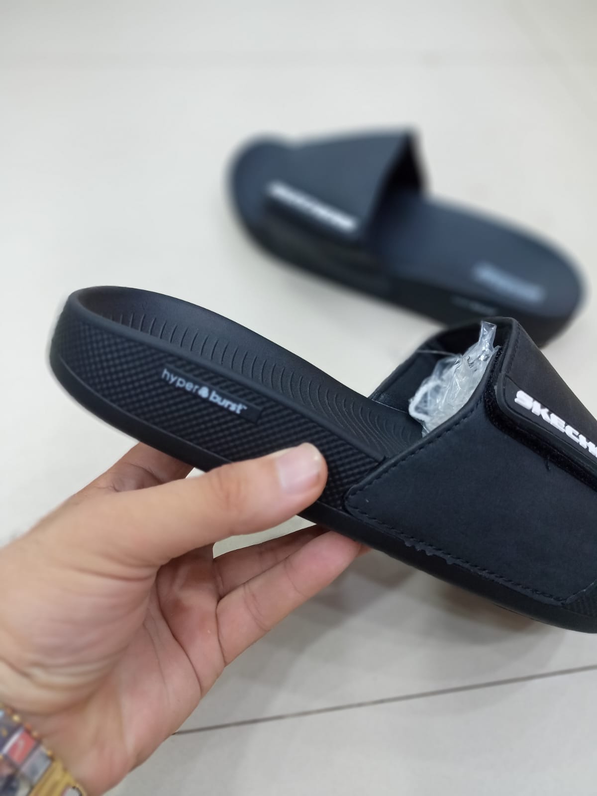 Skechers - Hyper Burst Slides - D3 - All Black