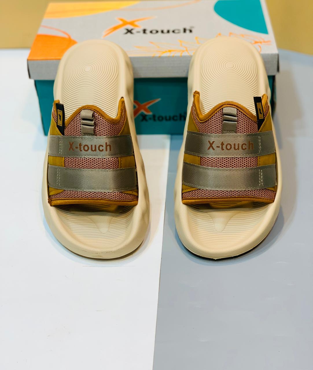 X-Touch - Slides - D4 - Brown Gray