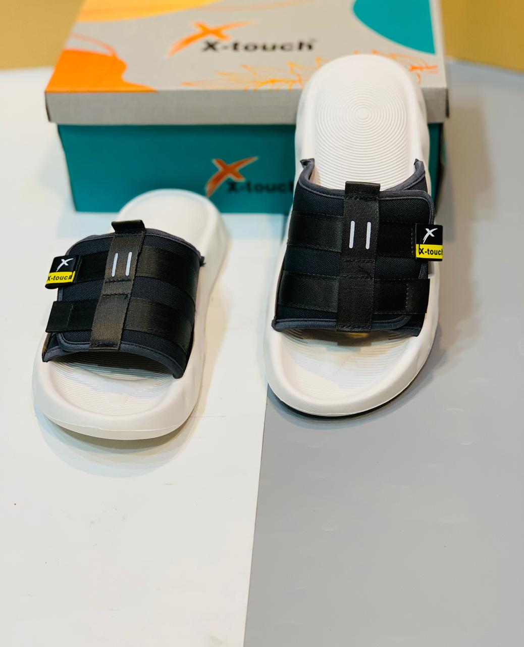 X-Touch - Slides - D3 - Gray White