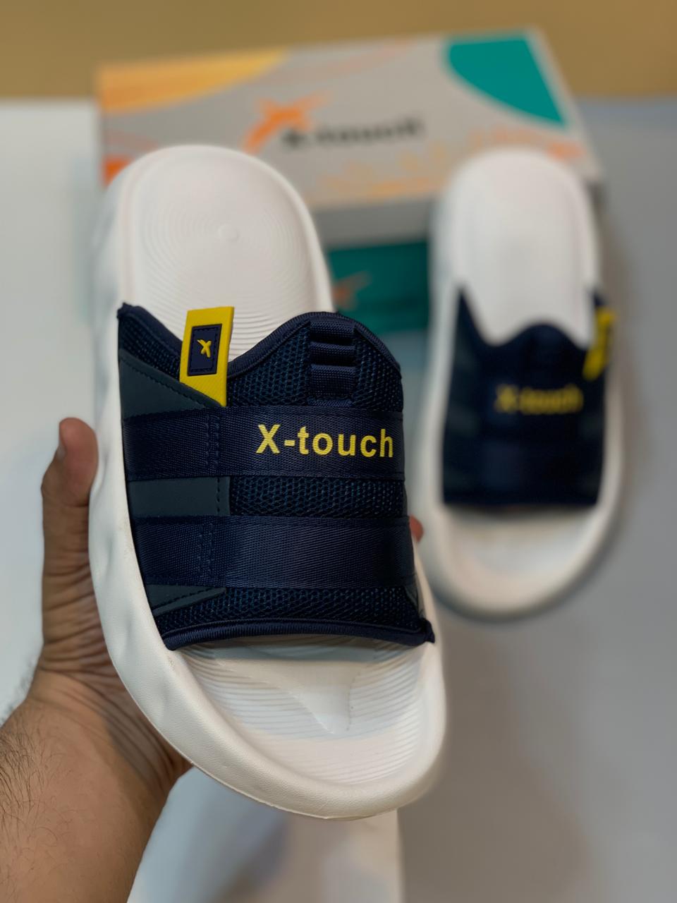 X-Touch - Slides - D4 - Blue White